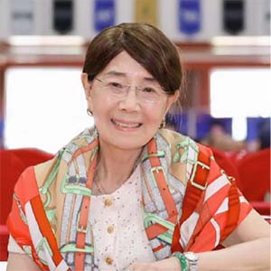 Dr. Cheng Davis